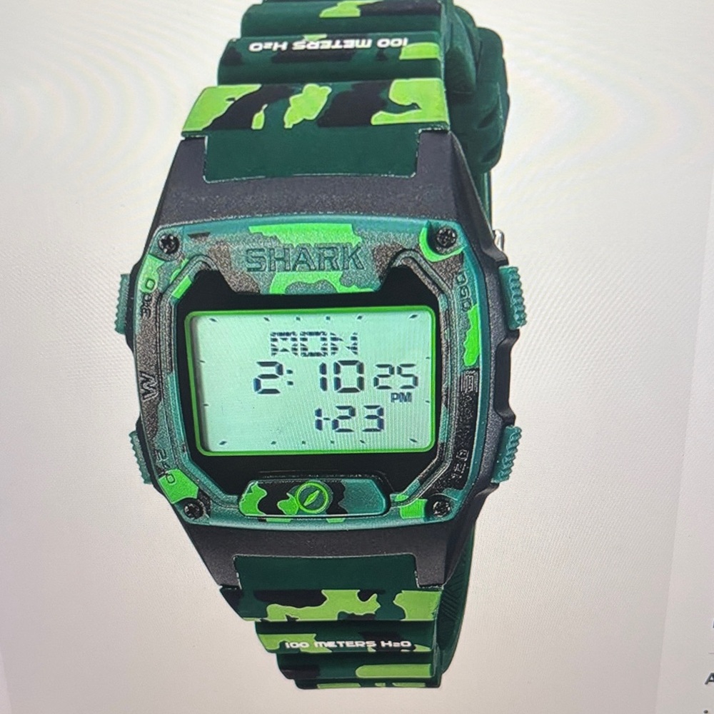 Freestyle Men’s Shark Quartz and Silicone Digital Sports Watch  Green Camouflage